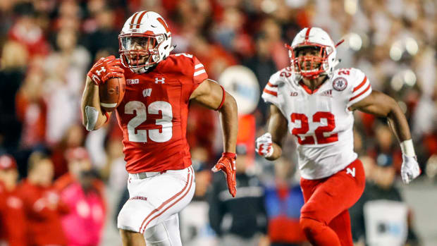 jonathan-taylor-wisconsin-badgers-track-and-field.jpg